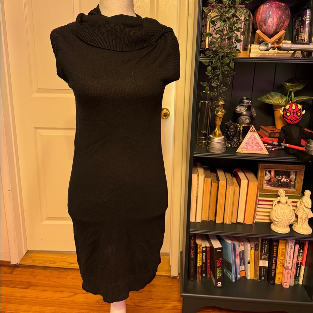 Dark babe dress